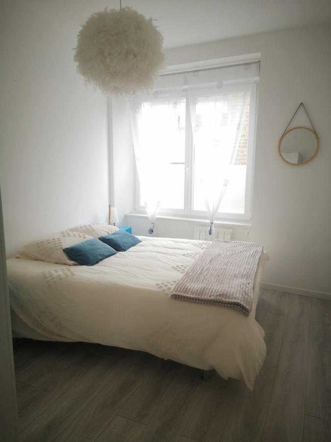 Courcyx : Appartement En Hyper-Centre ! コンカルノー エクステリア 写真